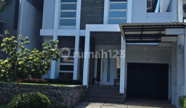Rumah Murah 2 Lantai Minimalis Semi Furnished Siap Huni Dekat Gwalk di Royal Park Citraland Utama Surabaya Barat