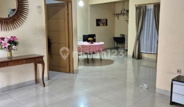 Rumah di Villa Melati Mas Bangunan 2 Lantai SHM Siap Huni