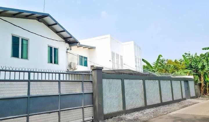Kantor + Gudang Luas di Ciater Tangsel Ss SHM Siap Pakai