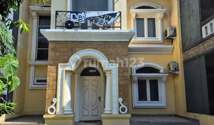 Rumah Bagus di Gading Serpong Bangunan 2 Lantai Rapih Siap Huni