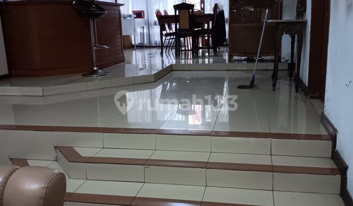 Dijual rumah 1 lantai Luas tanah 415, setrasari kulon. Bandung utara. Dekat maranatha. Pasteur dan karang setra, setiabudi