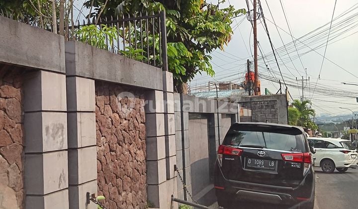 For Sale: Ready-to-Build Plot of Land Along the Main Road in Bojongkoneng, Cikutra