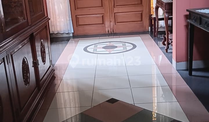 Dijual Rumah 2 Lantai Bagus Semi Furnished. Megaraya Gunung Batu. Pasteur. Dekat Pintu Tol Pasteur. Gedung Sate. Itb.bandung