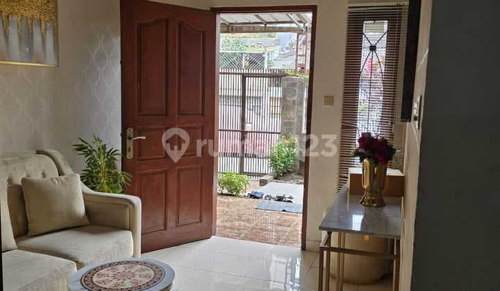 Dijual Rumah Siap Huni. Murah. Komplek Muara. Muara Sari. Dekat Jalan Peta. Jalan Bkr.kota Bandung