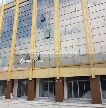 Rukan 5 Lantai dengan 2 Muka di Golf Island Beach View Rukan 5 Lantai dengan 2 Muka di Golf Island Beach View