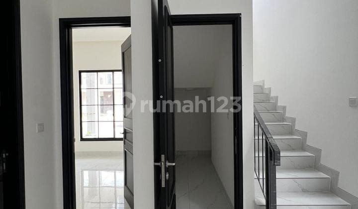 Rumah Premium Siap Huni di Kawasan Exclusive Pik 2