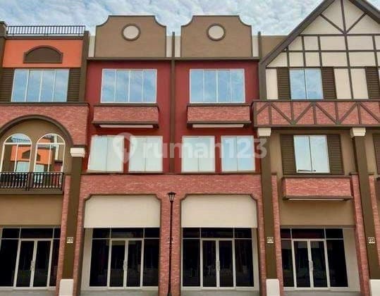 Ruko Modern Kawasan Pik 2 La Riviera