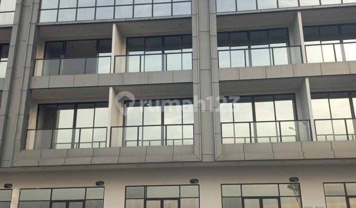 Rukan Siap Pakai di Kawasan Mega Kuningan Pik 2