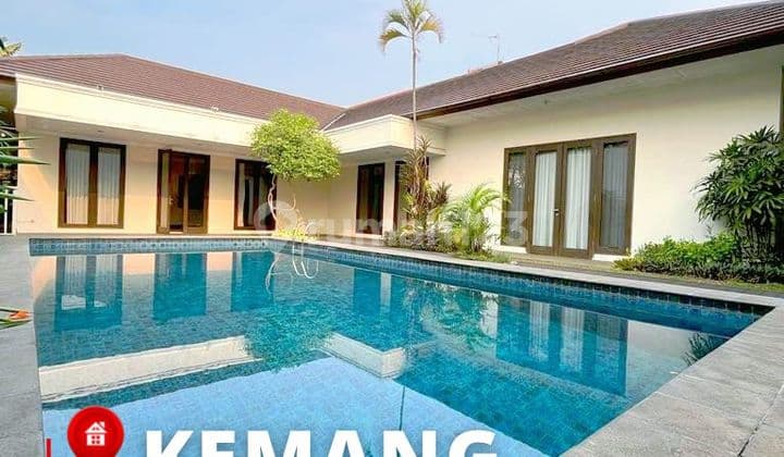 For Rent Rumah dengan Garden yang Luas Private Pool