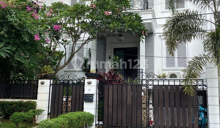 For Rent Rumah Modern Minimalis Dekas Sekolah Jis