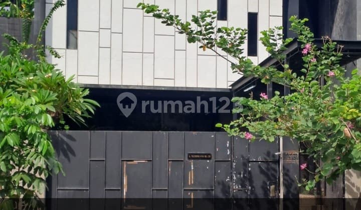 Cocok Untuk Kantor Min Sewa 2 Tahun , Lokasi Strategis