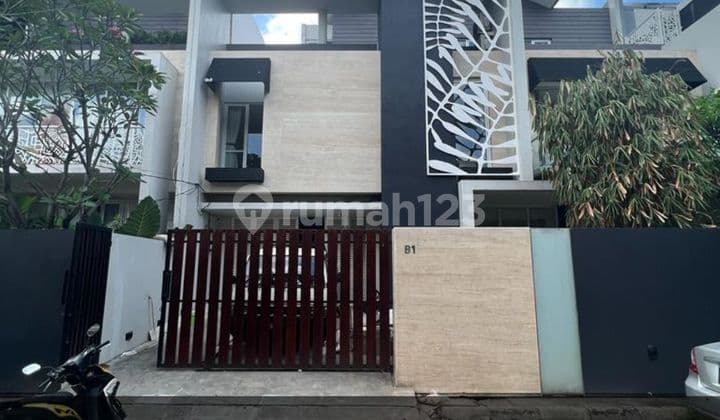 Rumah Modern Minimalis Lokasi Strategis Dekat Mrt Dan Pintu Tol