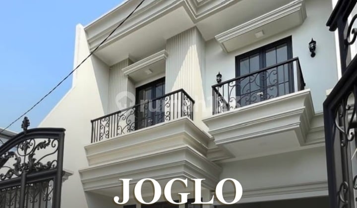 Rumah American Clasic Area Joglo Jakarta Barat