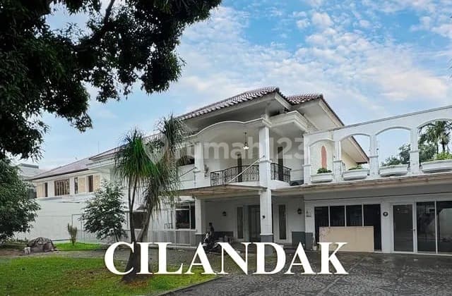 Rumah Sewa Bagus Lokasi dalam Komplek Cilandak Jakarta Selatan