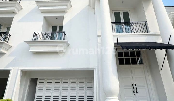 Jarang Ada Rumah American Clasic Mewah Lokasi Strategis