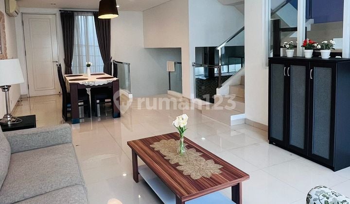 Disewakan Rumah Modern Furnished Lokasi Strategis Dekat Stasiun MRT Cipete