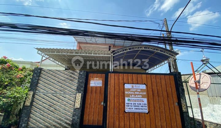 Dijual Cepat Rumah Cantik Murah SHM 2 Lantai Pasar Rebo, Jakarta Timur
