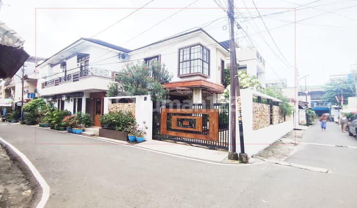 Dijual Cepat Rumah Cantik Murah SHM 2 Lantai di Cipulir Kebayoran Lama Jakarta Selatan