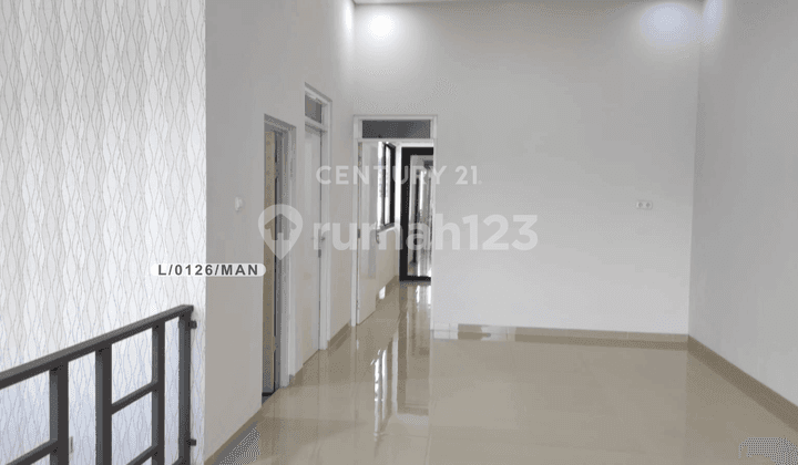 Rumah 2 Lantai SHM Siap Huni Lokasi Strategis di Regol Bandung