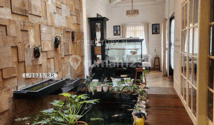 Comfortable 2-Story House in a Strategic Location at UjungBerung, Bandung