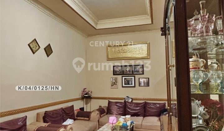 Rumah 2 Lantai SHM Lokasi Strategis di Jalan pada Asih Bandung