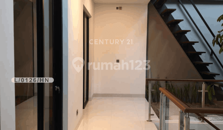 Rumah Type Rhine Mewah Nyaman Strategis di Riverside Residence