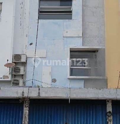 Ruko kompleks kalianak strategis hadap jalan raya parkir luas