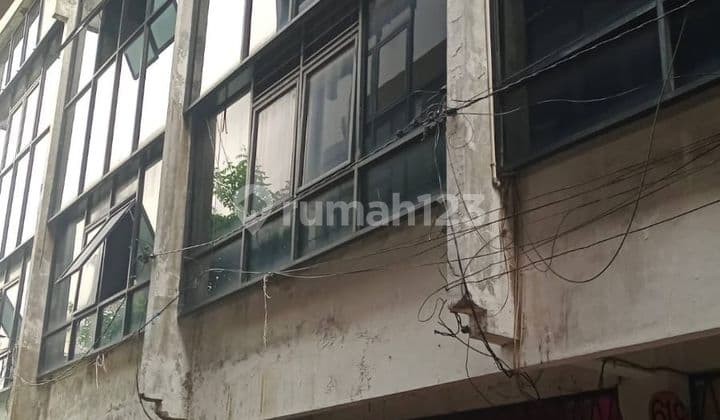 Ruko Strategis Murah Hadap Jalan Raya Kompleks Megah Raya 5575