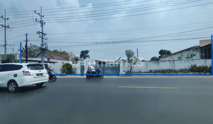Gudang Raya Bangsal Mojokerto