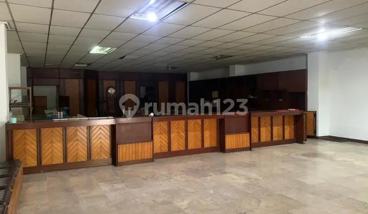 Dijual Ruang Usaha Kondisi Bagus Lokasi Juga Baguss