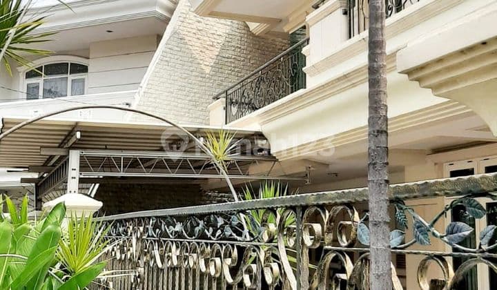 3-Story House in Green Garden, West Jakarta