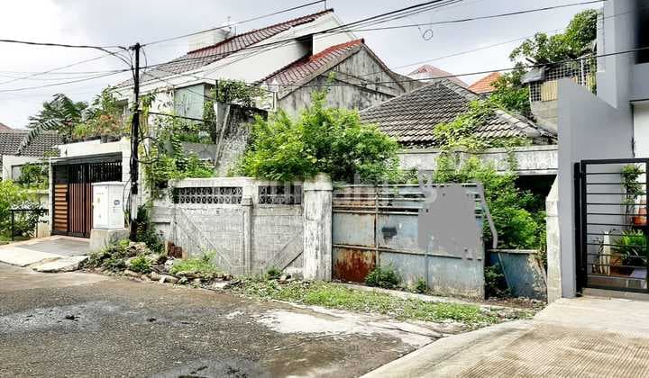 Old House Land Count SHM Depntaman @ Green Garden West Jakarta