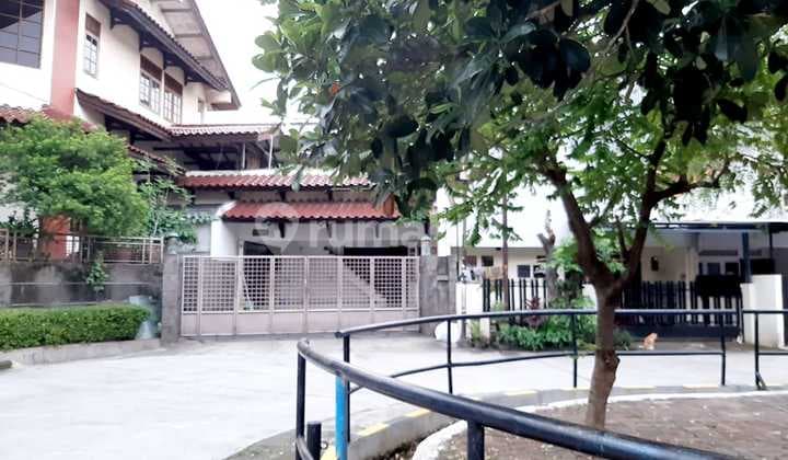 2-Story House + Basement Facing Park @ Sunrise Garden West Jakarta