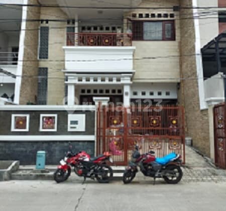 Nice House, Fully Renovated, Ready to Move In at Greenville