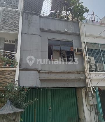 Ruko Siap Pakai, Harga Miring Di Kedoya Dekat Pasar