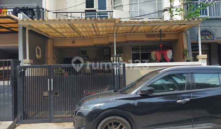 Ready-to-Occupy House, Semi-Furnished in Green Garden