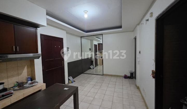 Semi-Furnished Ready-to-Occupy Apartment in Mediterania Satu
