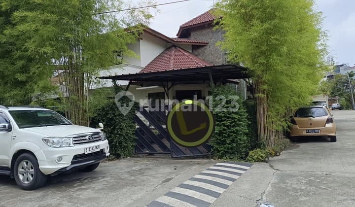 Rumah, 2 Lantai, di Tubagus Angke Grawisa Lt33 LB 200 Shm5,3M