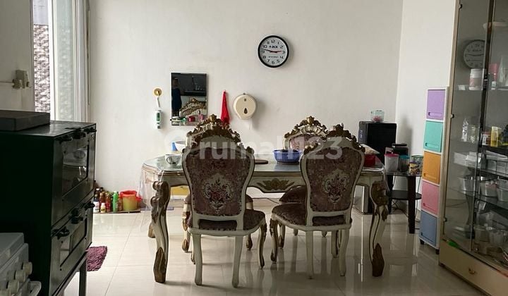 Rumah 2 lantai di Pulo Macan Raya Tomang,Jakarta Barat,bebas banjir