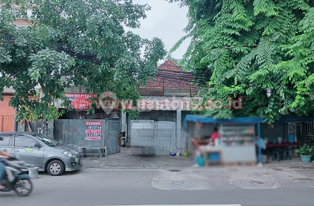 For Sale Unfurnished House in Batu Ceper, Central Jakarta