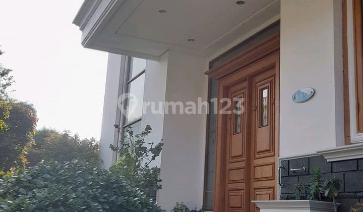 Dijual Harga Miring di Bawah Pasar!!! Rumah Mewah Cantik di Hook Permata Buana SHM Garasi Muat Banyak Mobil! SHM Hubungi Kami Secepatnya!