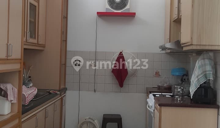 Dijual Harga Miring di Bawah Pasar!!! Rumah Mewah Cantik di Hook Permata Buana SHM Garasi Muat Banyak Mobil! SHM Hubungi Kami Secepatnya!