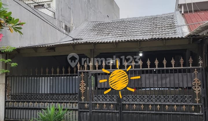 Jual Cepat Rumah Siap Huni di Jelambar Taman Mutiara SHM Nego Hubungi Saya!