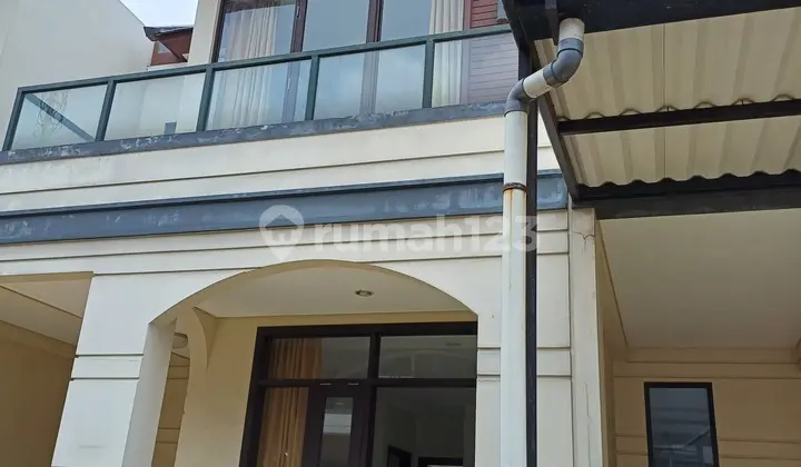 Rumah 2 Lantai Siap Huni di Lavon Tangerang