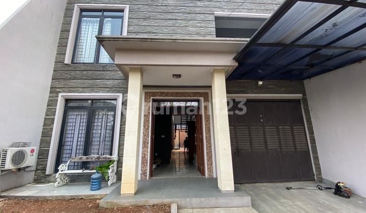 Rumah 2 Lantai Asri Nyaman Dekat Bermacam Fasilitas di Citra Raya