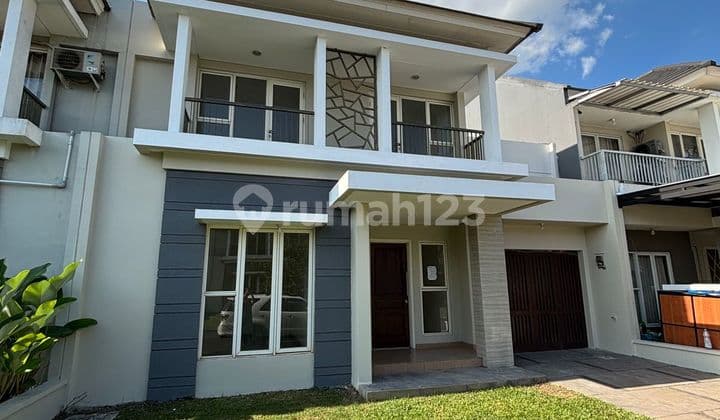 Rumah 2 Lantai Asri dan Siap Huni di Suvarnasutera Tangerang