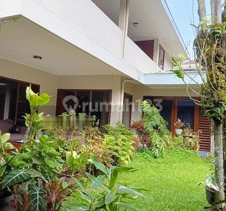 Rumah 2 Lantai di Dago Dekat Rs Boromeus, Bandung