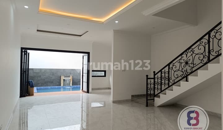 Rumah Baru Siap Huni Dekat Veteran Bintaro Jakarta Selatan
