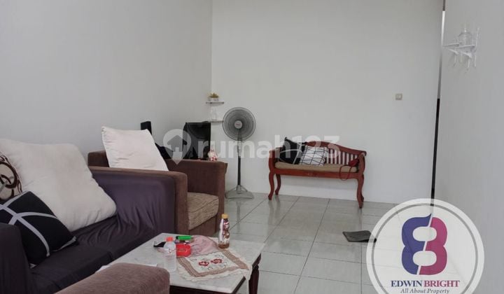 Rumah Rapi Terawat Dalam Cluster Dekat Area Graha Raya Bintaro