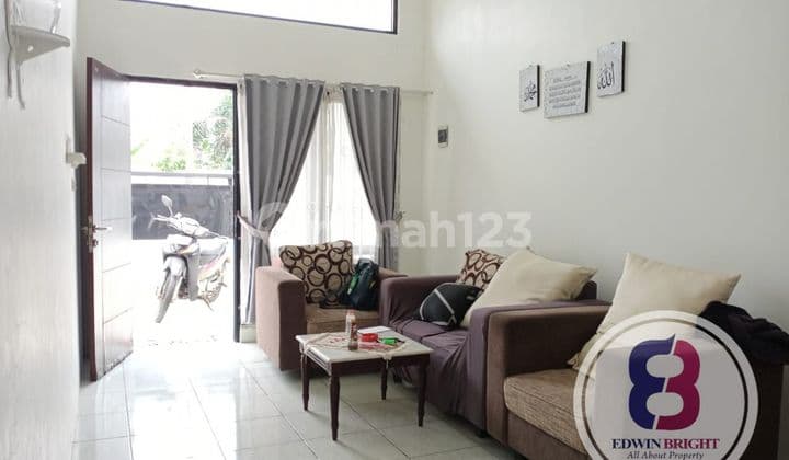 Rumah Rapi Terawat Dalam Cluster Dekat Area Graha Raya Bintaro